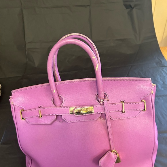 Structured made in Italy Leather Satchel in Orchid with Gold Hardware - Picture 2 of 6